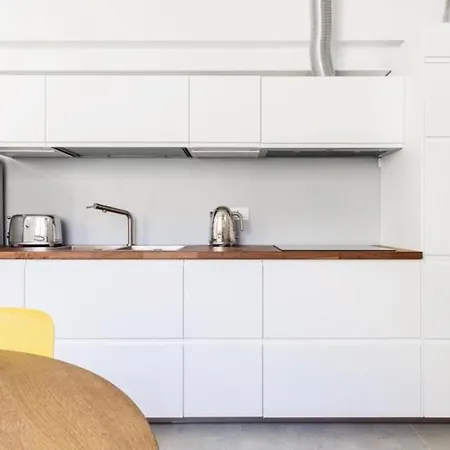 White Navigli Apartamento Milão